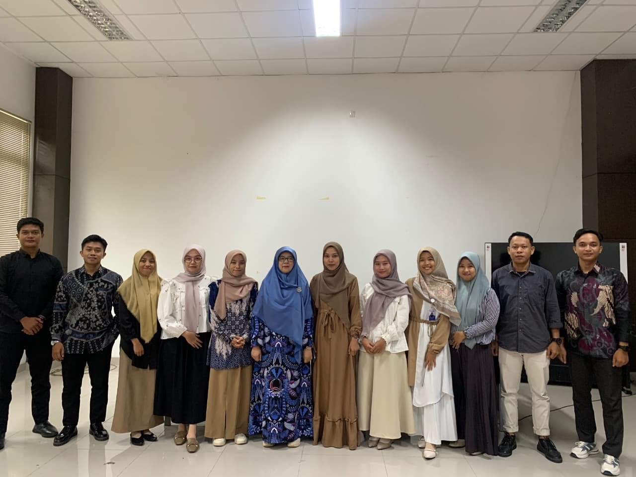 Alumni Beri Testimoni Positif pada Asesmen Lapangan Akreditasi Program Studi Pendidikan Fisika FKIP UNTAD