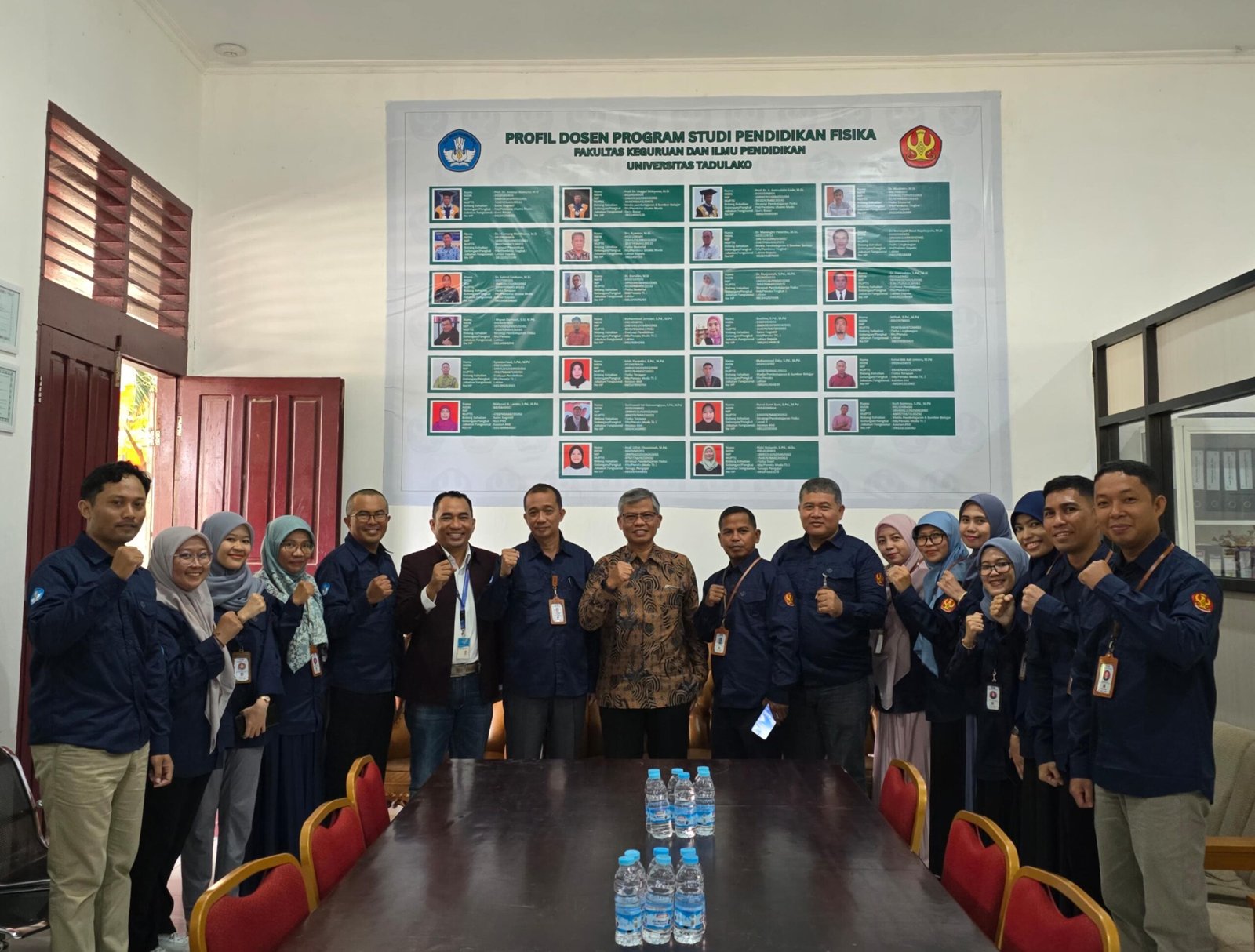 Asesor LAMDIK Tinjau Fasilitas Pendukung Program Studi Pendidikan Fisika FKIP Untad