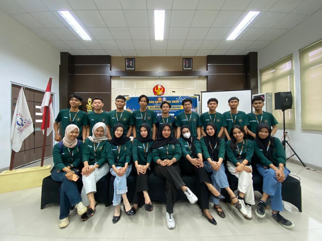 Pekan Raya Fisika 2025 Resmi Dibuka, Meriahkan Semangat Kebersamaan Mahasiswa Pendidikan Fisika FKIP