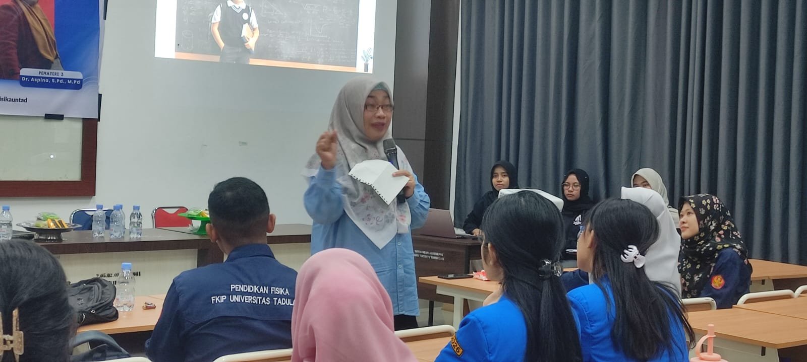 Widyaiswara BPSDM Sulteng Ajak Mahasiswa Baru Pendidikan Fisika UNTAD Bangun Kompetensi, Integritas, dan Jiwa Pembelajar Sepanjang Hayat